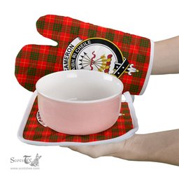 Scottish Cameron Modern Clan Crest Tartan Oven Mitt And Pot Holder Set (2 Oven Mitts + 1 Pot Holder)