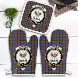 Scottish Carnegie Ancient Clan Crest Tartan Oven Mitt And Pot Holder Set (2 Oven Mitts + 1 Pot Holder)