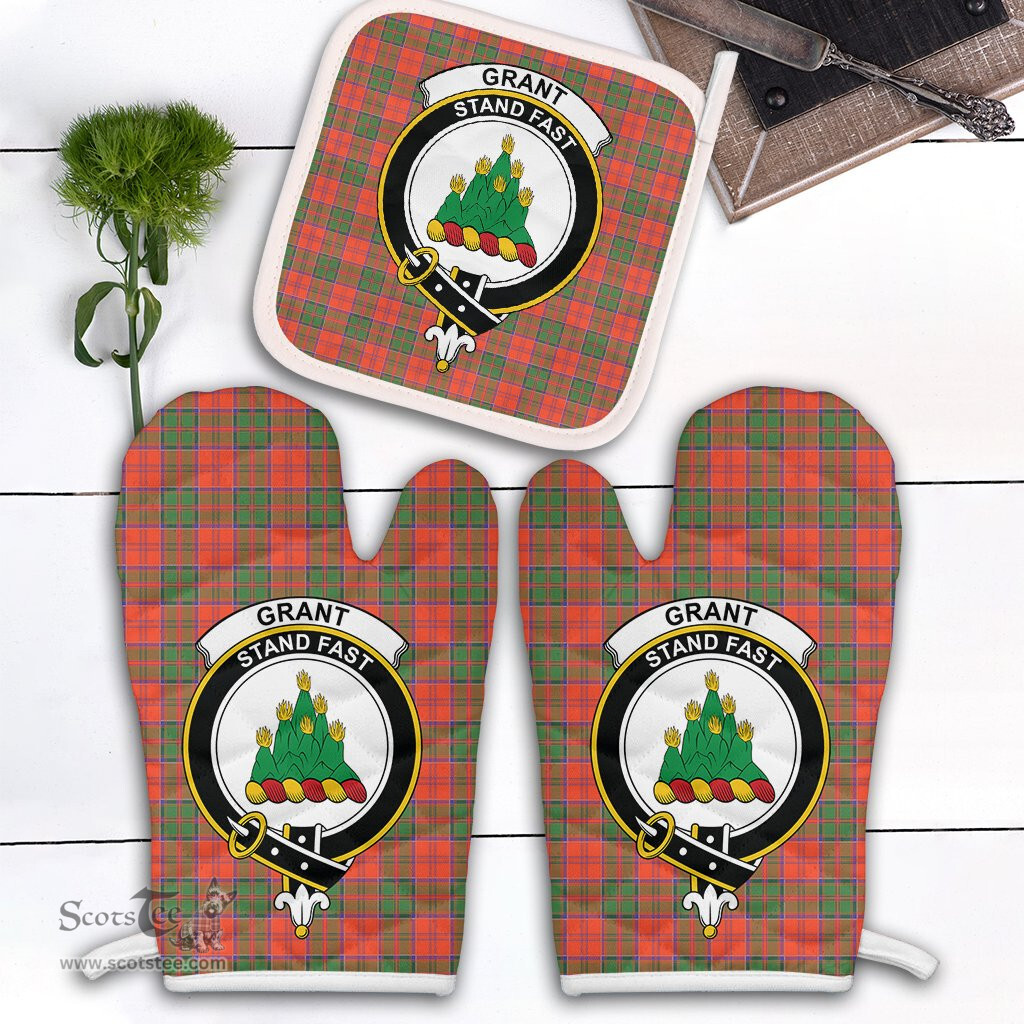Scottish Grant Ancient Clan Crest Tartan Oven Mitt And Pot Holder Set (2 Oven Mitts + 1 Pot Holder)