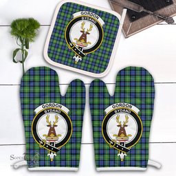 Scottish Gordon Old Ancient Clan Crest Tartan Oven Mitt And Pot Holder Set (2 Oven Mitts + 1 Pot Holder)