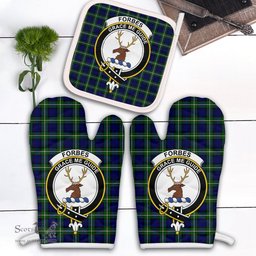 Scottish Forbes Modern Clan Crest Tartan Oven Mitt And Pot Holder Set (2 Oven Mitts + 1 Pot Holder)