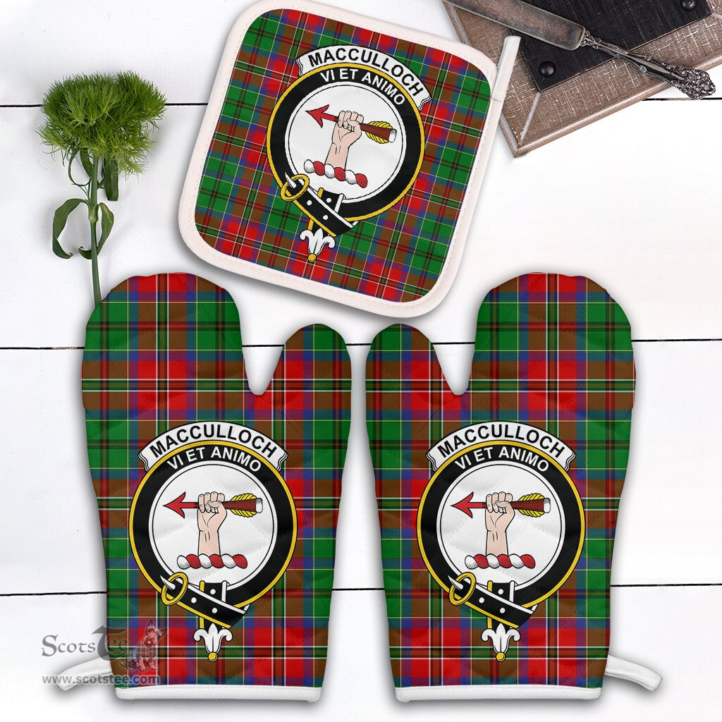 Scottish MacCulloch Clan Crest Tartan Oven Mitt And Pot Holder Set (2 Oven Mitts + 1 Pot Holder)