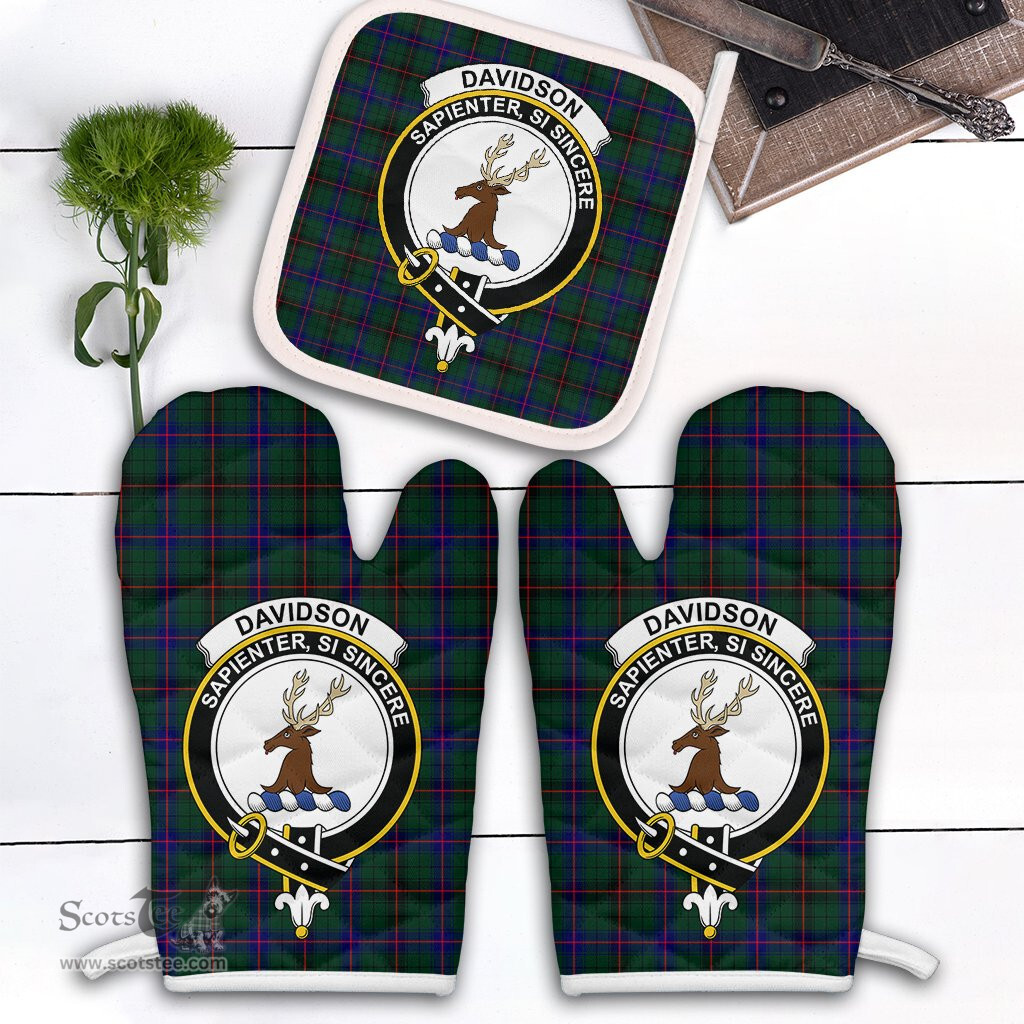 Scottish Davidson Modern Clan Crest Tartan Oven Mitt And Pot Holder Set (2 Oven Mitts + 1 Pot Holder)