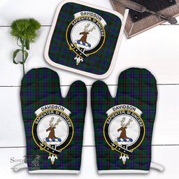 Scottish Davidson Modern Clan Crest Tartan Oven Mitt And Pot Holder Set (2 Oven Mitts + 1 Pot Holder)