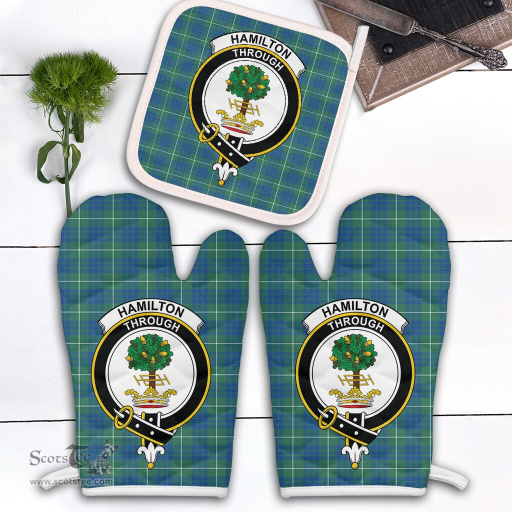Scottish Hamilton Hunting Ancient Clan Crest Tartan Oven Mitt And Pot Holder Set (2 Oven Mitts + 1 Pot Holder)