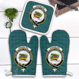 Scottish Douglas Ancient Clan Crest Tartan Oven Mitt And Pot Holder Set (2 Oven Mitts + 1 Pot Holder)