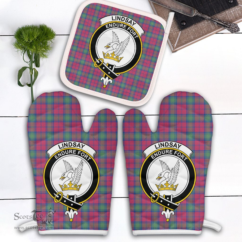 Scottish Lindsay Ancient Clan Crest Tartan Oven Mitt And Pot Holder Set (2 Oven Mitts + 1 Pot Holder)
