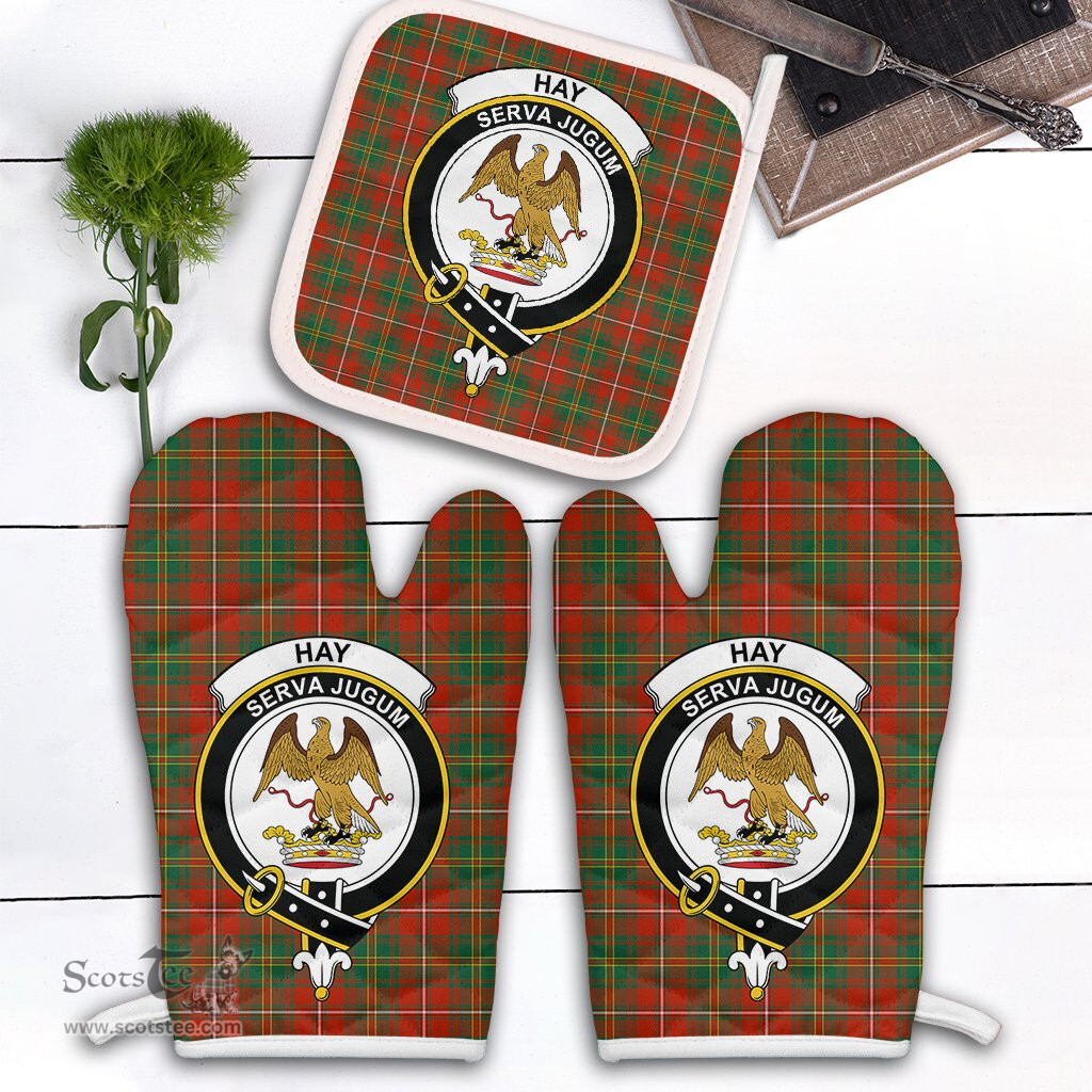 Scottish Hay Ancient Clan Crest Tartan Oven Mitt And Pot Holder Set (2 Oven Mitts + 1 Pot Holder)