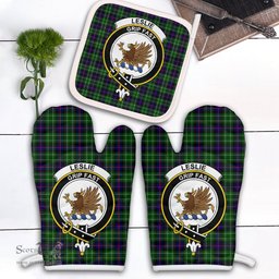 Scottish Leslie Hunting Clan Crest Tartan Oven Mitt And Pot Holder Set (2 Oven Mitts + 1 Pot Holder)