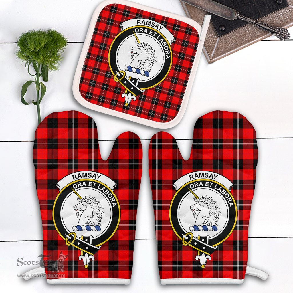 Scottish Ramsay Modern Clan Crest Tartan Oven Mitt And Pot Holder Set (2 Oven Mitts + 1 Pot Holder)