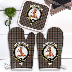 Scottish Sutherland Weathered Clan Crest Tartan Oven Mitt And Pot Holder Set (2 Oven Mitts + 1 Pot Holder)