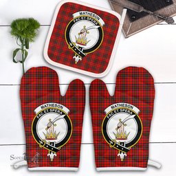 Scottish Matheson Modern Clan Crest Tartan Oven Mitt And Pot Holder Set (2 Oven Mitts + 1 Pot Holder)