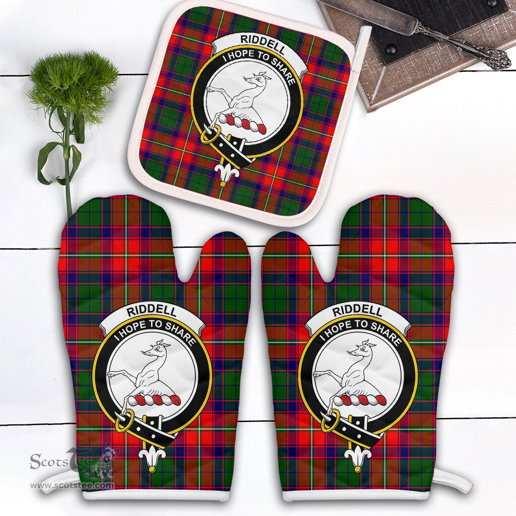 Scottish Riddell Clan Crest Tartan Oven Mitt And Pot Holder Set (2 Oven Mitts + 1 Pot Holder)
