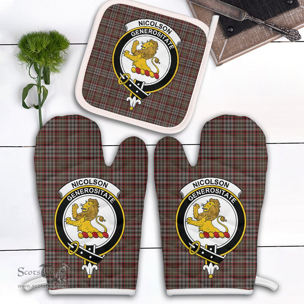 Scottish Nicolson Hunting Weathered Clan Crest Tartan Oven Mitt And Pot Holder Set (2 Oven Mitts + 1 Pot Holder)