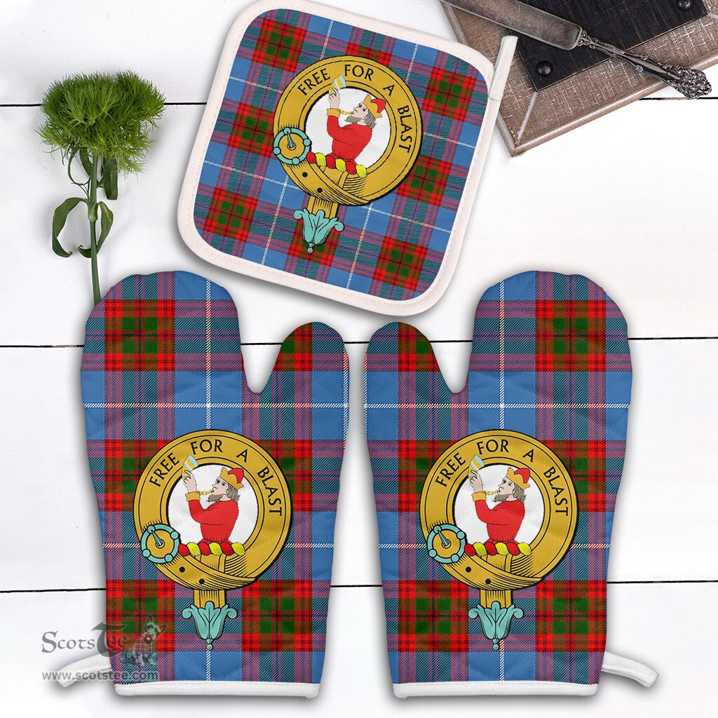 Scottish Pennycook Clan Crest Tartan Oven Mitt And Pot Holder Set (2 Oven Mitts + 1 Pot Holder)