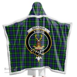 ScotsTee Shop Scottish Gordon Modern Clan Crest Tartan Sherpa Hooded Blanket Wearable Cuddle Throw Warm Cozy