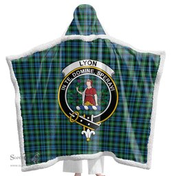 ScotsTee Shop Scottish Lyon Clan Clan Crest Tartan Sherpa Hooded Blanket Wearable Cuddle Throw Warm Cozy