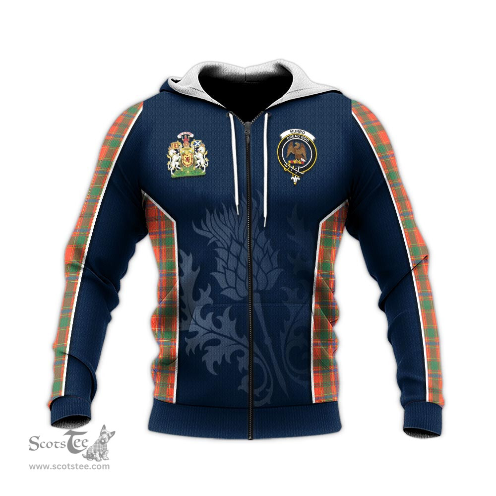 ScotsTee Shop Scottish Munro Ancient Clan Scottish Crest and Scottish Thistle Sport Tartan Hoodie