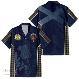 ScotsTee Shop Scottish Farquharson Weathered Clan Scottish Crest and Scottish Thistle Sport Tartan Short Sleeve Shirt