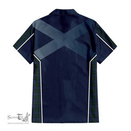 ScotsTee Shop Scottish Sutherland Clan Scottish Crest and Scottish Thistle Sport Tartan Short Sleeve Shirt