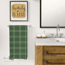 ScotsTee Shop Scottish MacDonald Lord of the Isles Hunting Clan Tartan Bath Towel