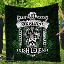 Irish Daunt Coat of Arms Family Crest Ireland Quilt Original Irish Legend Quilt