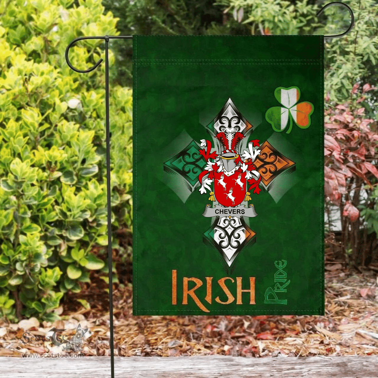 ScotsTee Shop Irish Chevers Coat of Arms Irish Pride Garden Flag Shamrock Ireland Flag