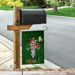 ScotsTee Shop Irish Lindsey Coat of Arms Irish Pride Garden Flag Shamrock Ireland Flag