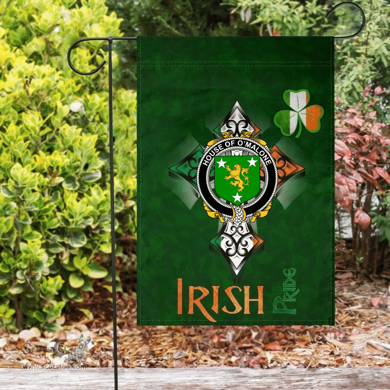 ScotsTee Shop Irish House of O'MALONE Coat of Arms Irish Pride Garden Flag Shamrock Ireland Flag