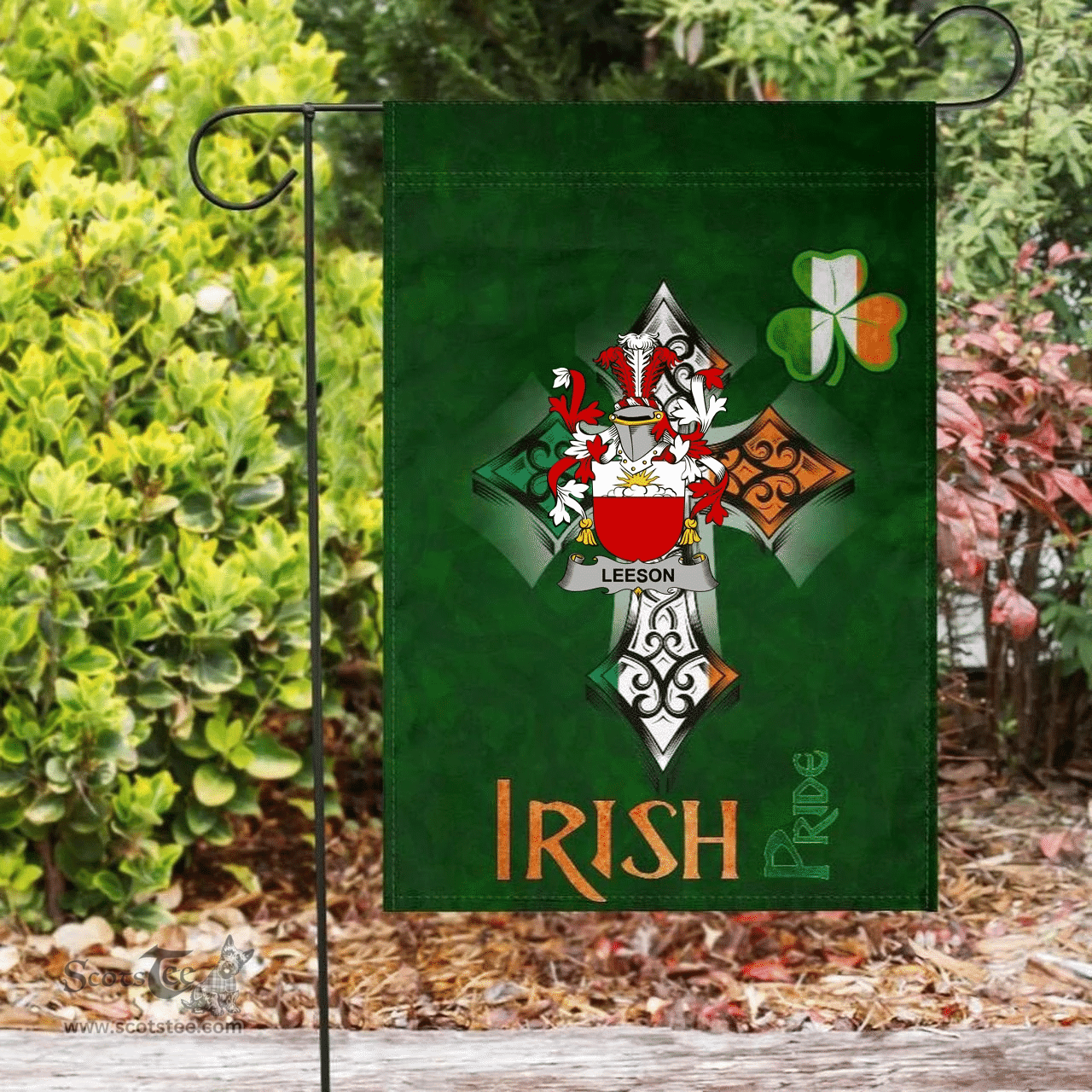 ScotsTee Shop Irish Leeson Coat of Arms Irish Pride Garden Flag Shamrock Ireland Flag