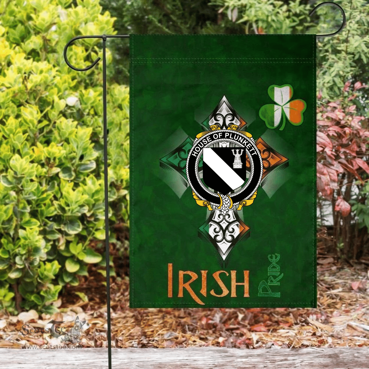 ScotsTee Shop Irish House of PLUNKETT Coat of Arms Irish Pride Garden Flag Shamrock Ireland Flag