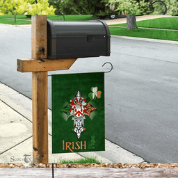 ScotsTee Shop Irish Maynard Coat of Arms Irish Pride Garden Flag Shamrock Ireland Flag