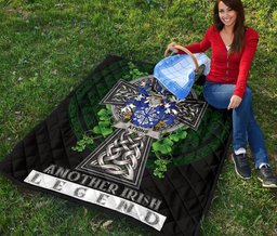 ScotsTee Shop Irish Atkins Coat of Arms Family Crest Ireland Quilt Ireland Legend Quilt