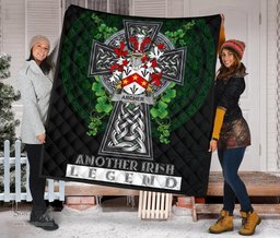 ScotsTee Shop Irish Archer Coat of Arms Family Crest Ireland Quilt Ireland Legend Quilt