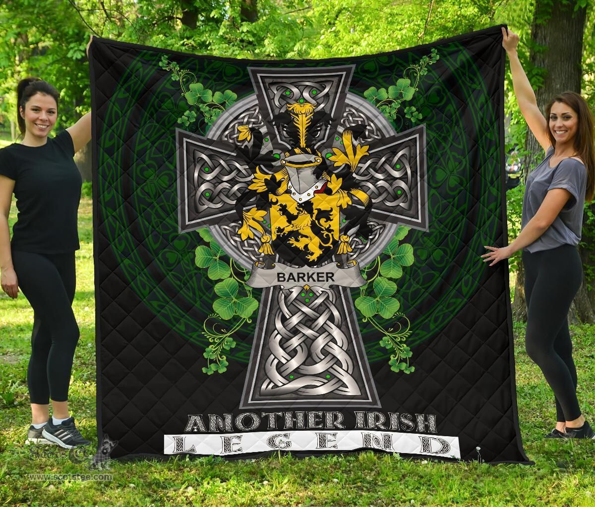 ScotsTee Shop Irish Barker Coat of Arms Family Crest Ireland Quilt Ireland Legend Quilt
