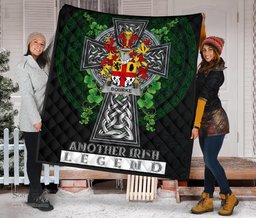 ScotsTee Shop Irish Bourke Coat of Arms Family Crest Ireland Quilt Ireland Legend Quilt