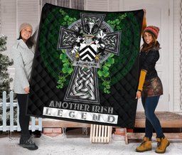ScotsTee Shop Irish Archdekin Coat of Arms Family Crest Ireland Quilt Ireland Legend Quilt