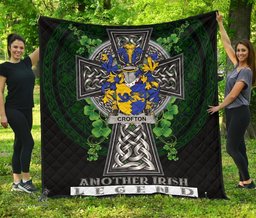 ScotsTee Shop Irish Crofton Coat of Arms Family Crest Ireland Quilt Ireland Legend Quilt