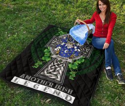 ScotsTee Shop Irish Duggan or O'Duggan Coat of Arms Family Crest Ireland Quilt Ireland Legend Quilt