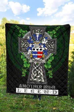 ScotsTee Shop Irish Dodwell Coat of Arms Family Crest Ireland Quilt Ireland Legend Quilt