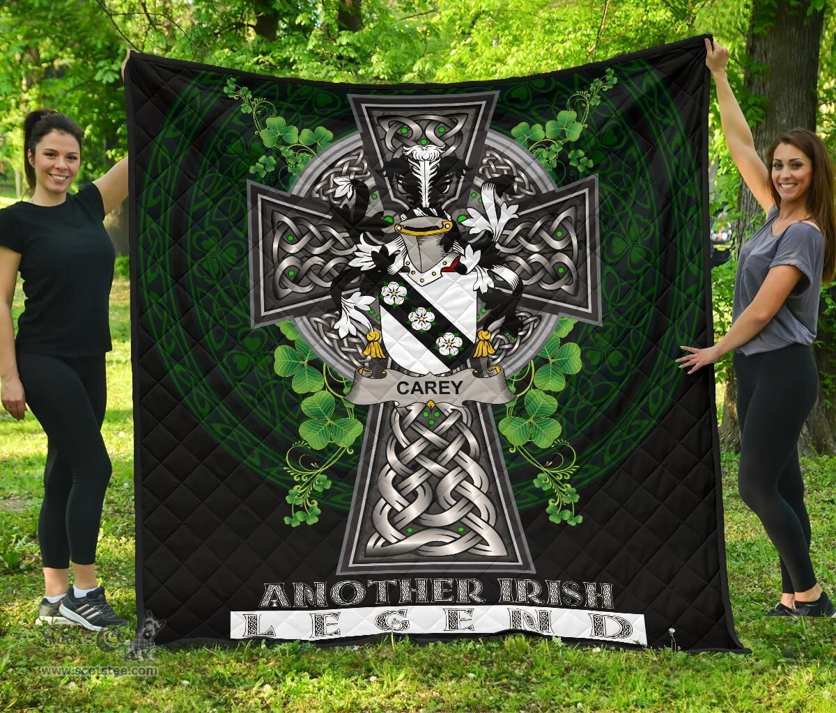 ScotsTee Shop Irish Carey or Cary Coat of Arms Family Crest Ireland Quilt Ireland Legend Quilt