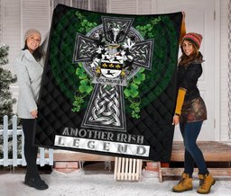 ScotsTee Shop Irish Colthurst Coat of Arms Family Crest Ireland Quilt Ireland Legend Quilt