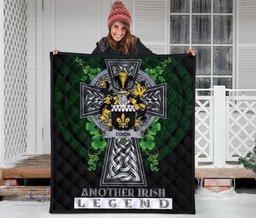 ScotsTee Shop Irish Dixon Coat of Arms Family Crest Ireland Quilt Ireland Legend Quilt