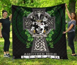 ScotsTee Shop Irish Finglas Coat of Arms Family Crest Ireland Quilt Ireland Legend Quilt