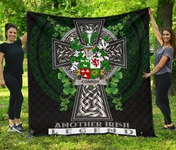 ScotsTee Shop Irish Conroy or O'Conry Coat of Arms Family Crest Ireland Quilt Ireland Legend Quilt