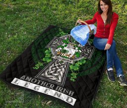 ScotsTee Shop Irish Callaghan or O'Callaghan Coat of Arms Family Crest Ireland Quilt Ireland Legend Quilt
