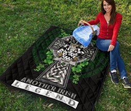 ScotsTee Shop Irish Duane or O'Devine Coat of Arms Family Crest Ireland Quilt Ireland Legend Quilt
