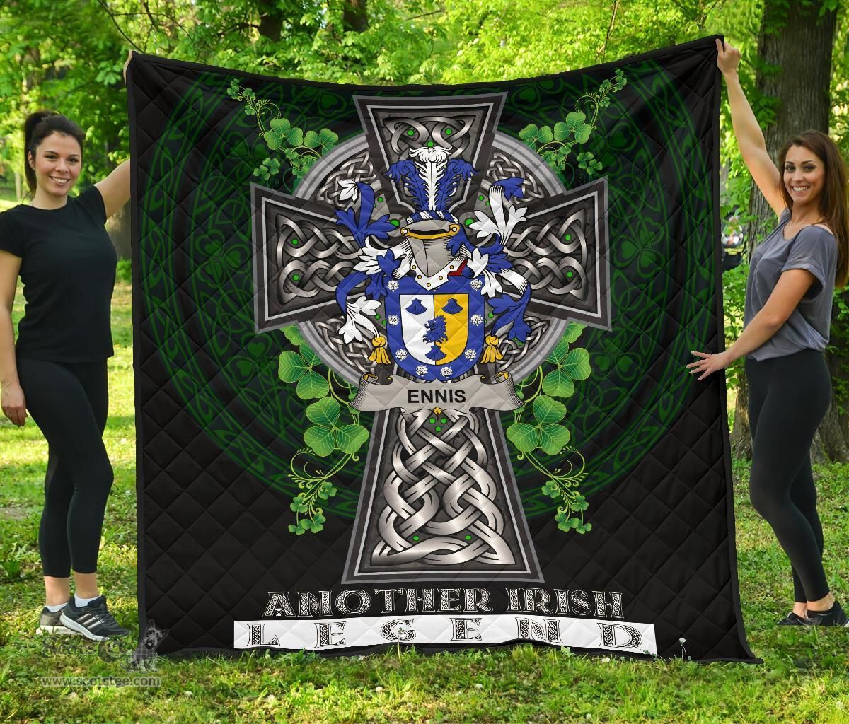 ScotsTee Shop Irish Ennis Coat of Arms Family Crest Ireland Quilt Ireland Legend Quilt