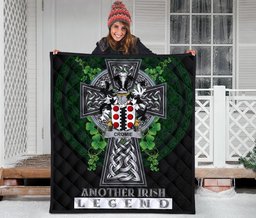 ScotsTee Shop Irish Cromie Coat of Arms Family Crest Ireland Quilt Ireland Legend Quilt