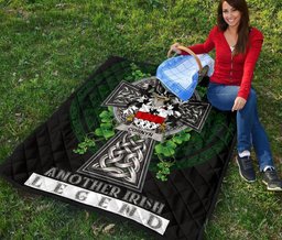 ScotsTee Shop Irish Cornyn or O'Cornyn Coat of Arms Family Crest Ireland Quilt Ireland Legend Quilt
